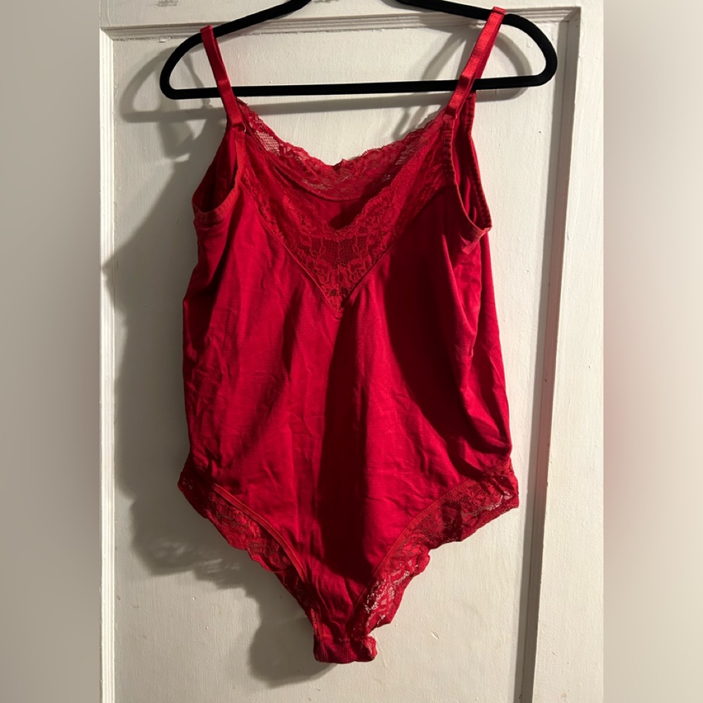Torrid lace trim snap bodysuit